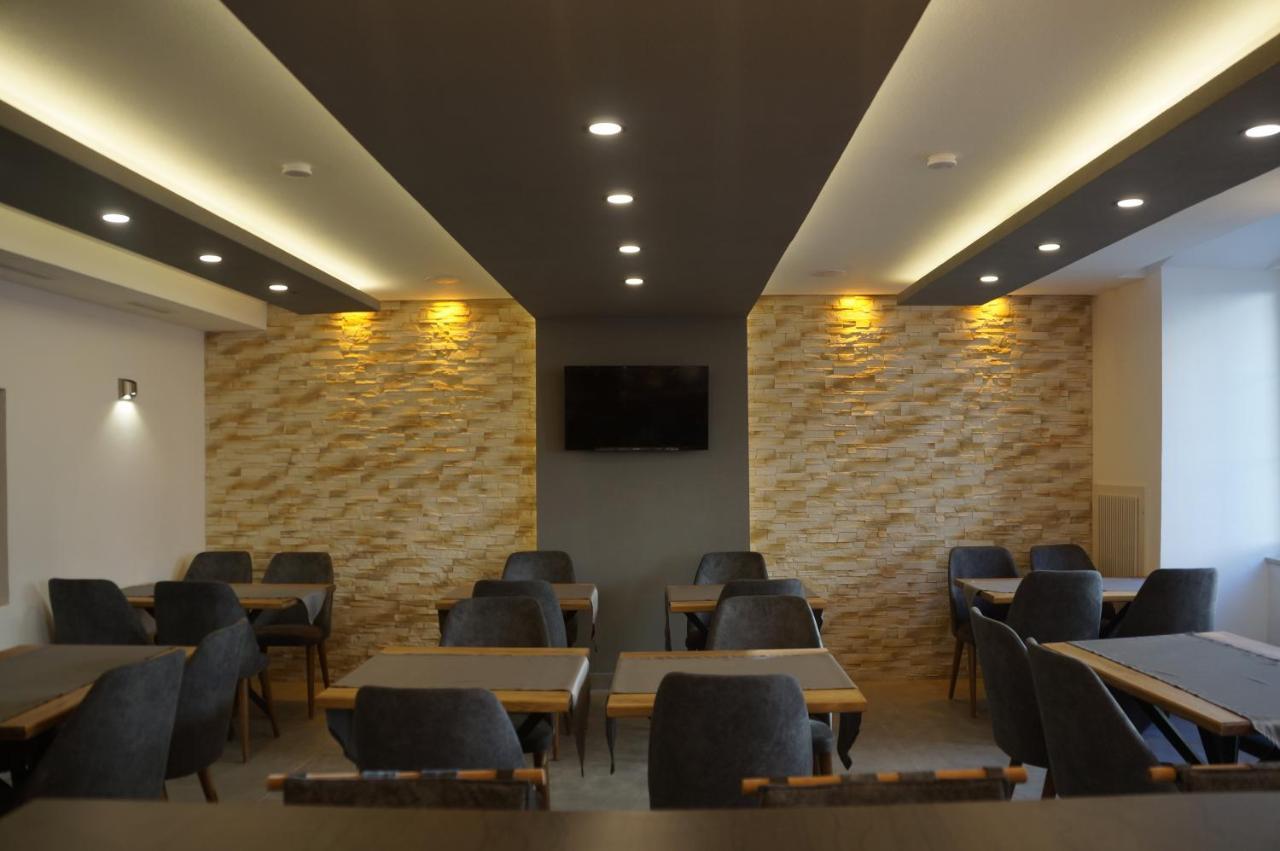Hotel Hecht Фельдкирьх Экстерьер фото