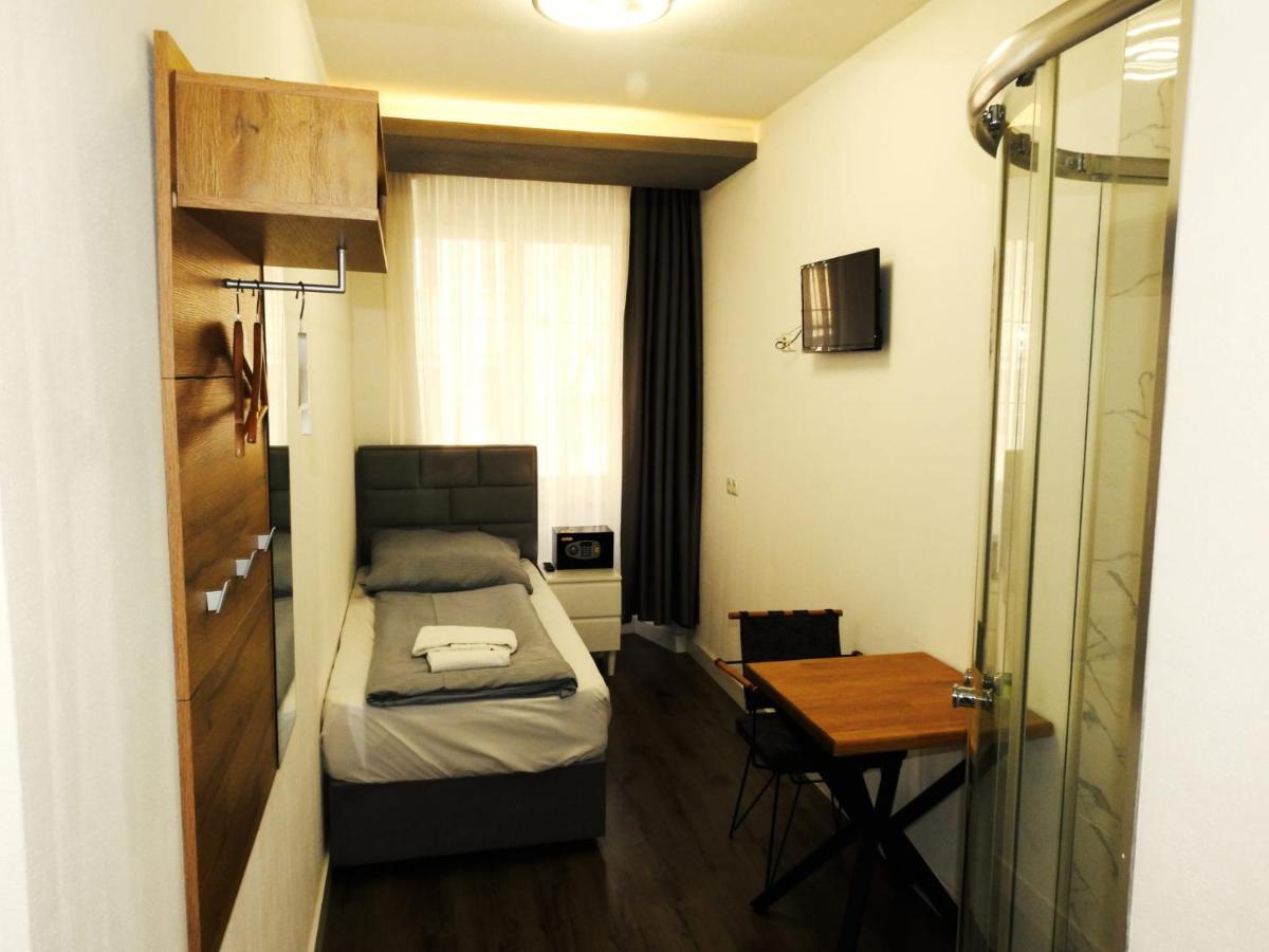Hotel Hecht Фельдкирьх Экстерьер фото